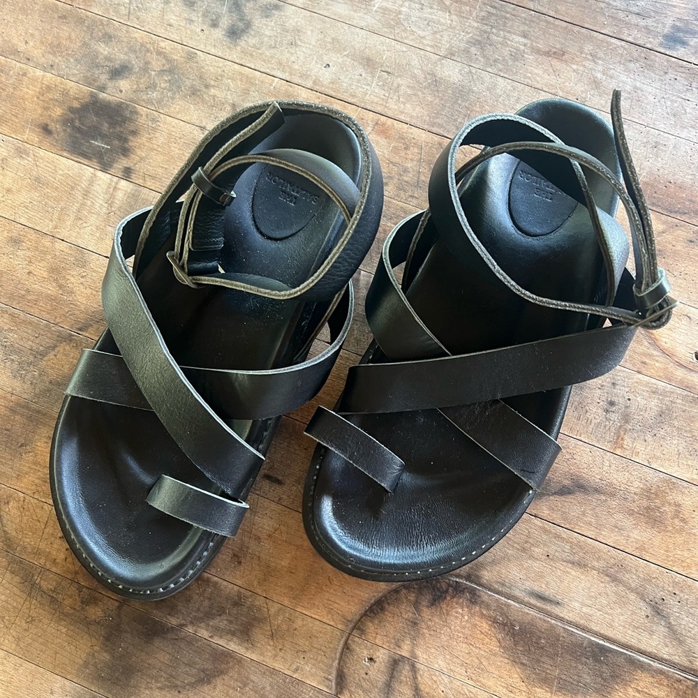 The Bali Tailor Black Leather Sandals